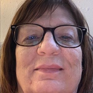 Meet your Posher, Lynette